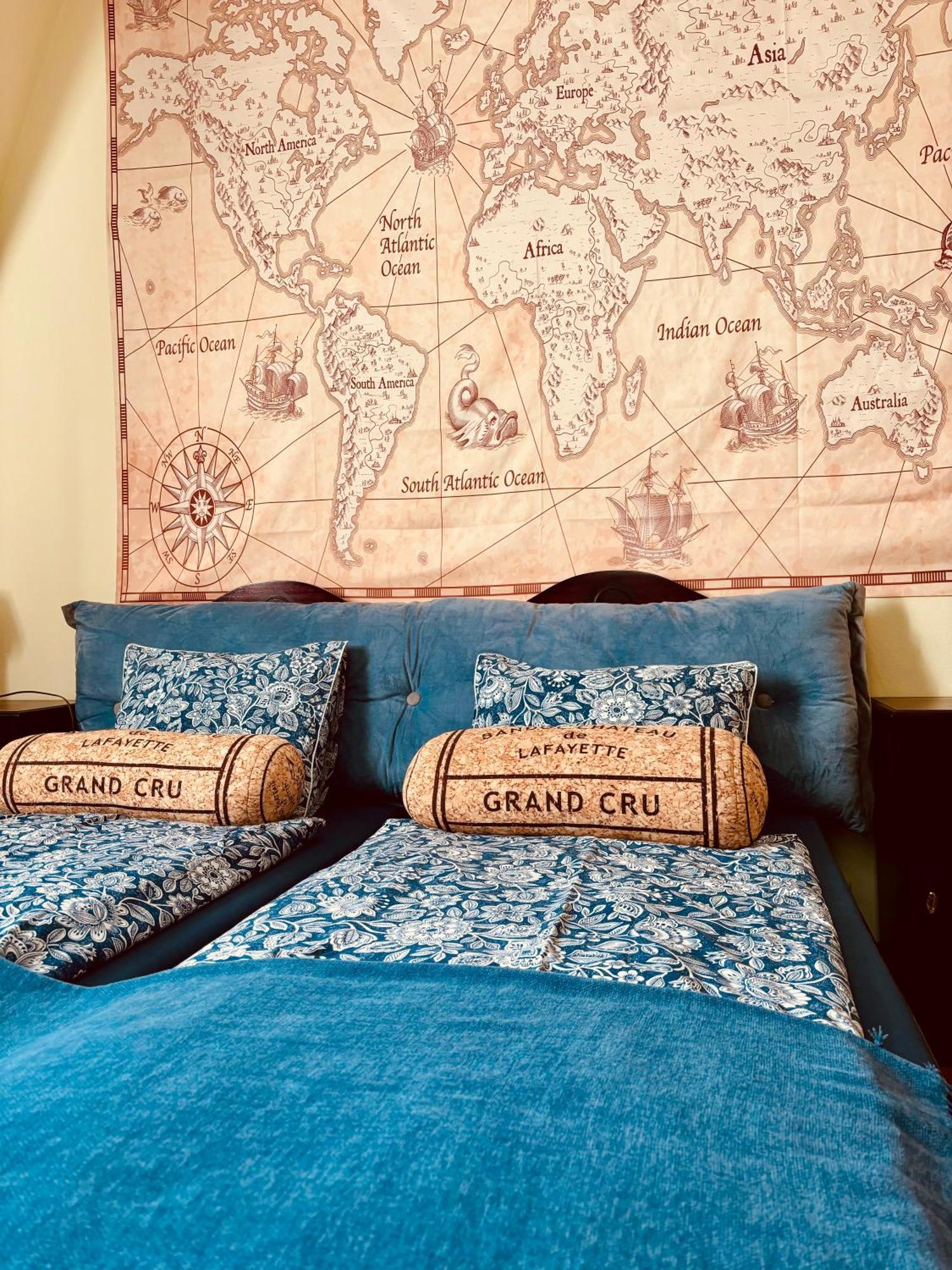 Pirate Family, Theme Room, Free Parking Карлові Вари Екстер'єр фото