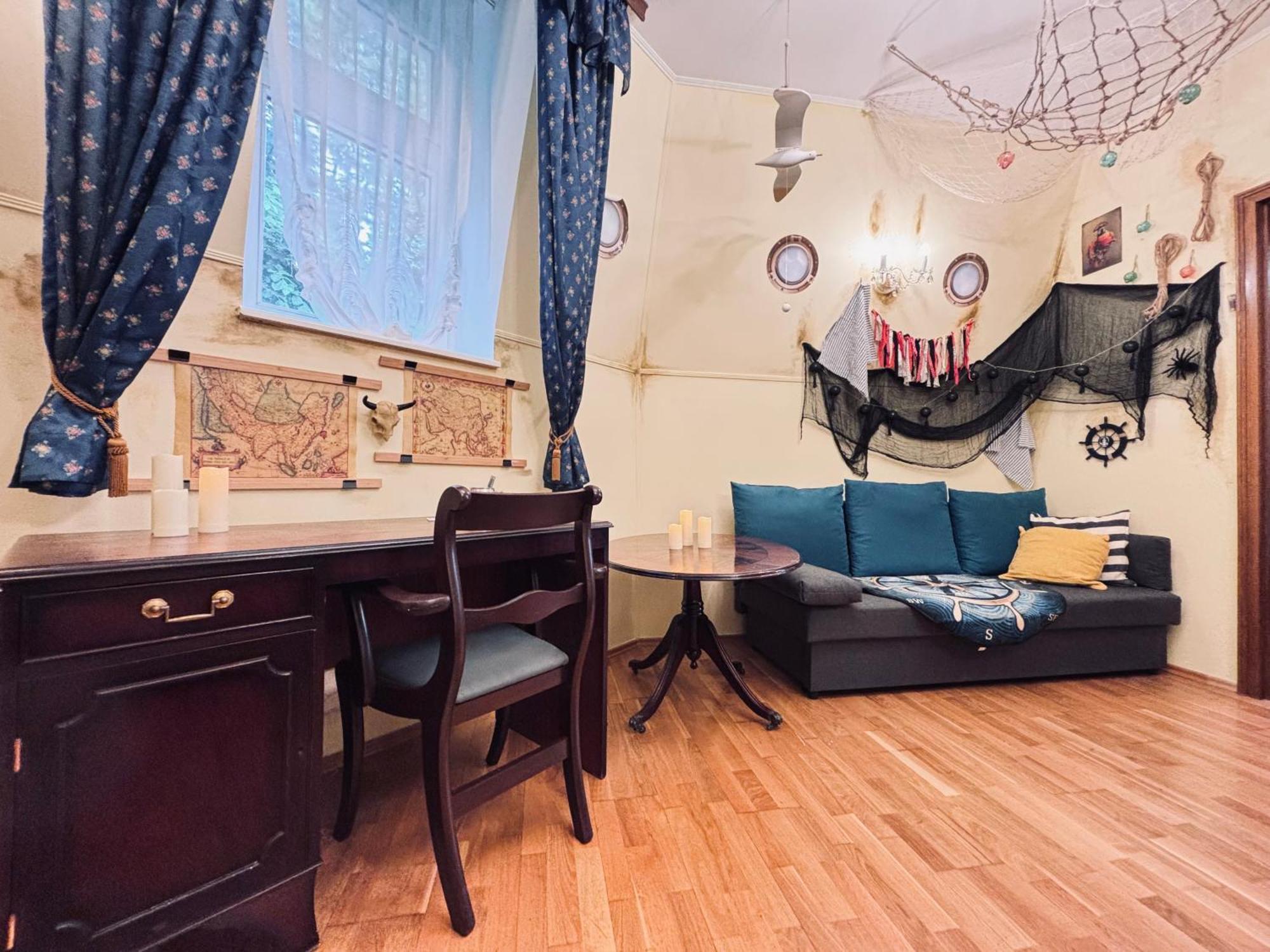 Pirate Family, Theme Room, Free Parking Карлові Вари Екстер'єр фото